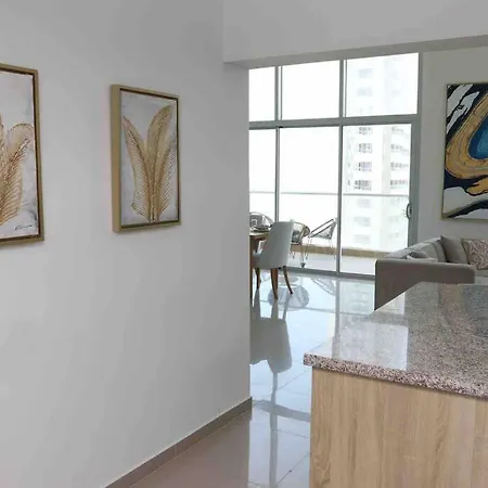 In Marbella From The Beach. Apartamento
